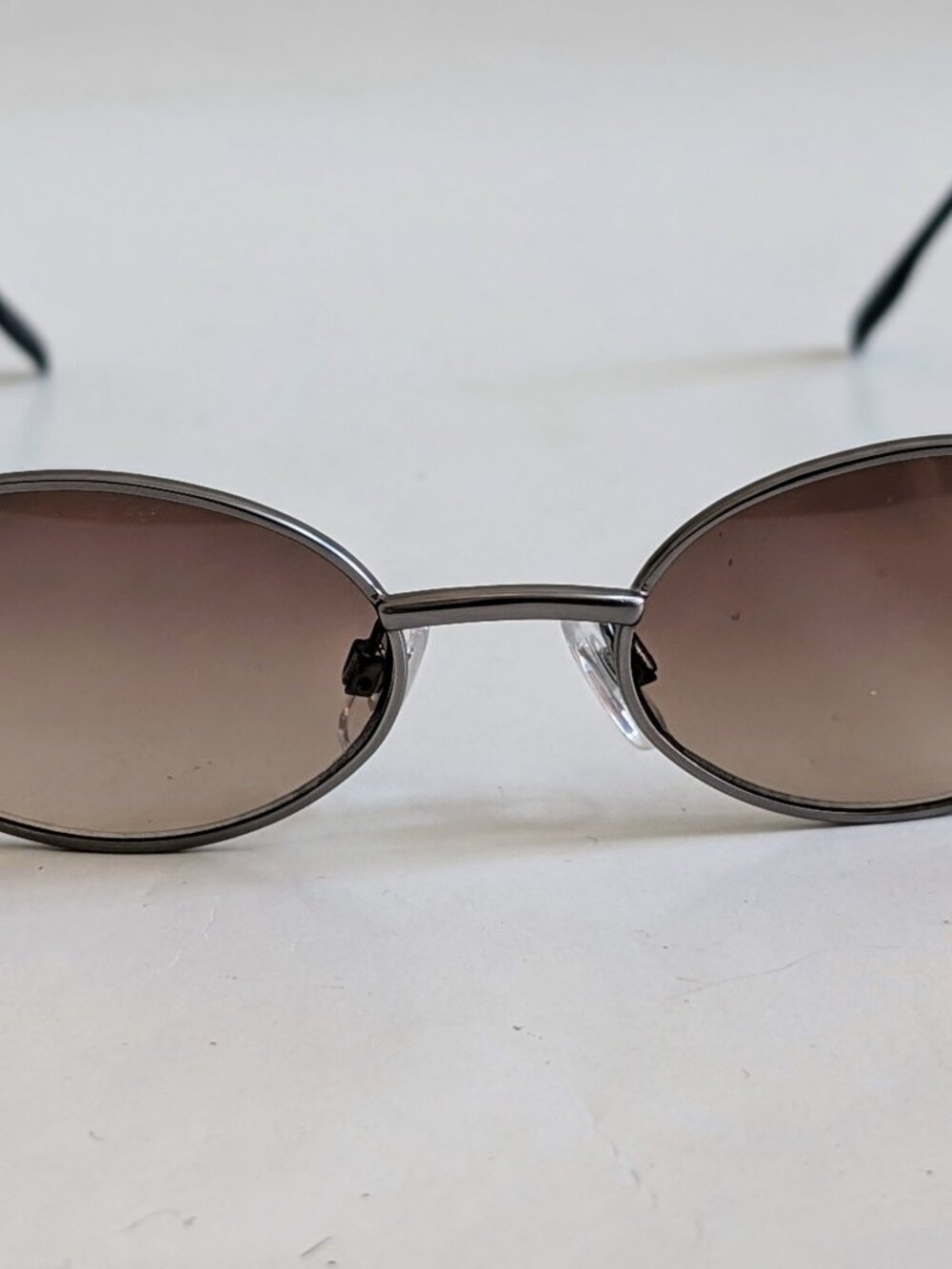 NWT Vintage 90's Oval Metal Sport Sunglasses (S. Gunmetal)